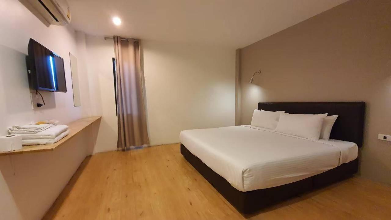 Srianunt Boutique Hotel Buriram Kamer foto